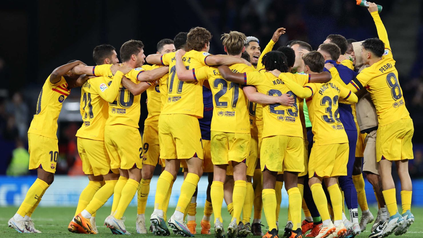 外拉開空間 外拉開空間